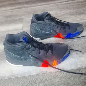 Nike Kyrie Irving 4 Men's basketball shoes, Sz 13, Black w/ red, orange, blue